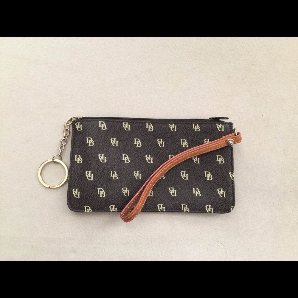 Dooney Bourke Wistlet